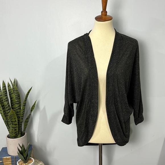 Rewind cardigan sweater size medium - Picture 3 of 6